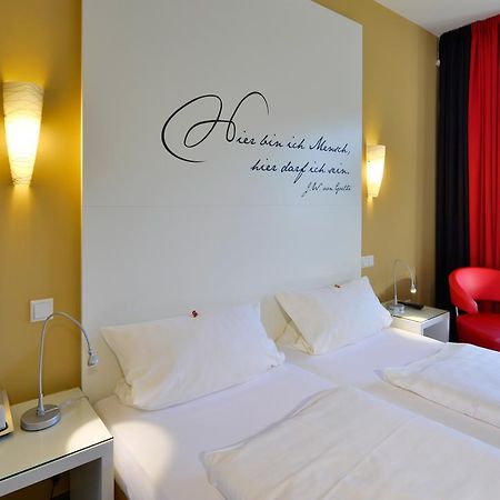 Hotel Fliegendes Klassenzimmer Bad Berleburg Bagian luar foto
