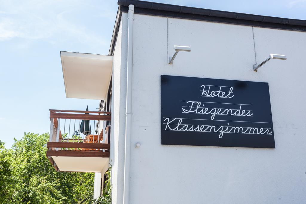 Hotel Fliegendes Klassenzimmer Bad Berleburg Bagian luar foto