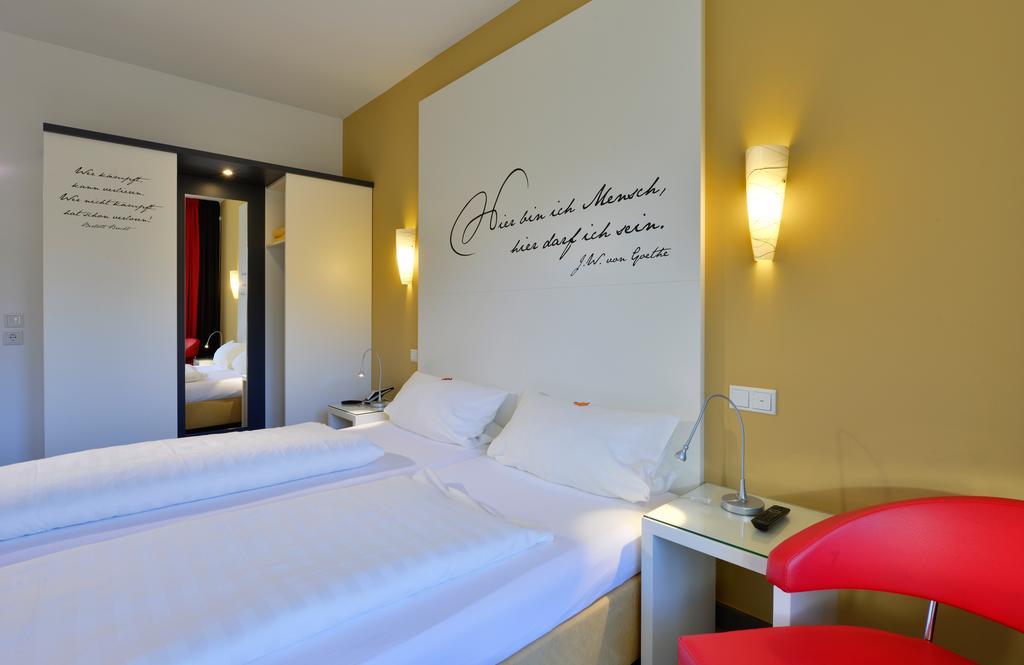 Hotel Fliegendes Klassenzimmer Bad Berleburg Bagian luar foto