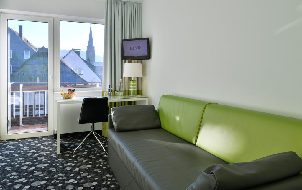 Hotel Fliegendes Klassenzimmer Bad Berleburg Bagian luar foto